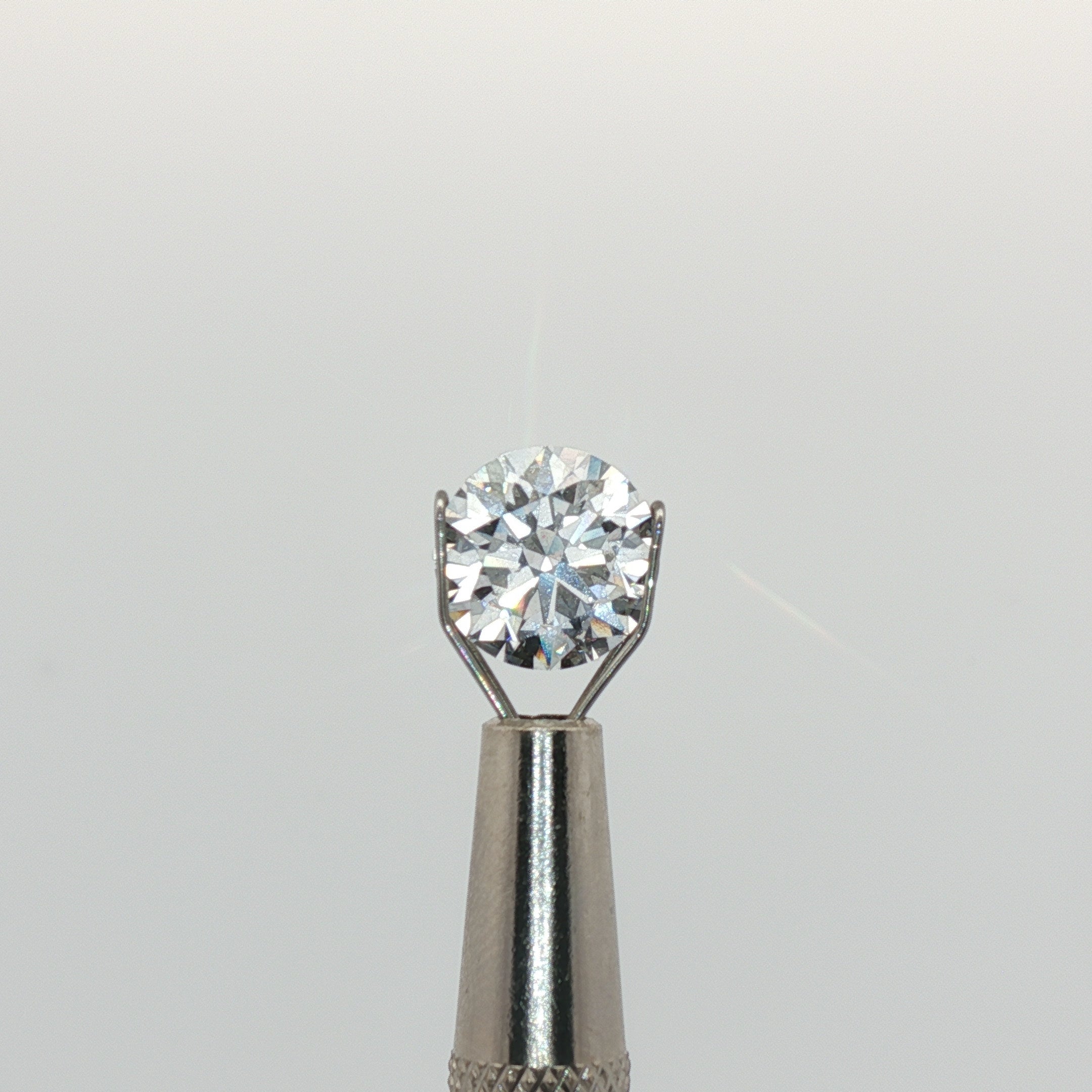 The Luminary Round™ — 2.55ct IGI Certified Lab-Grown Diamond