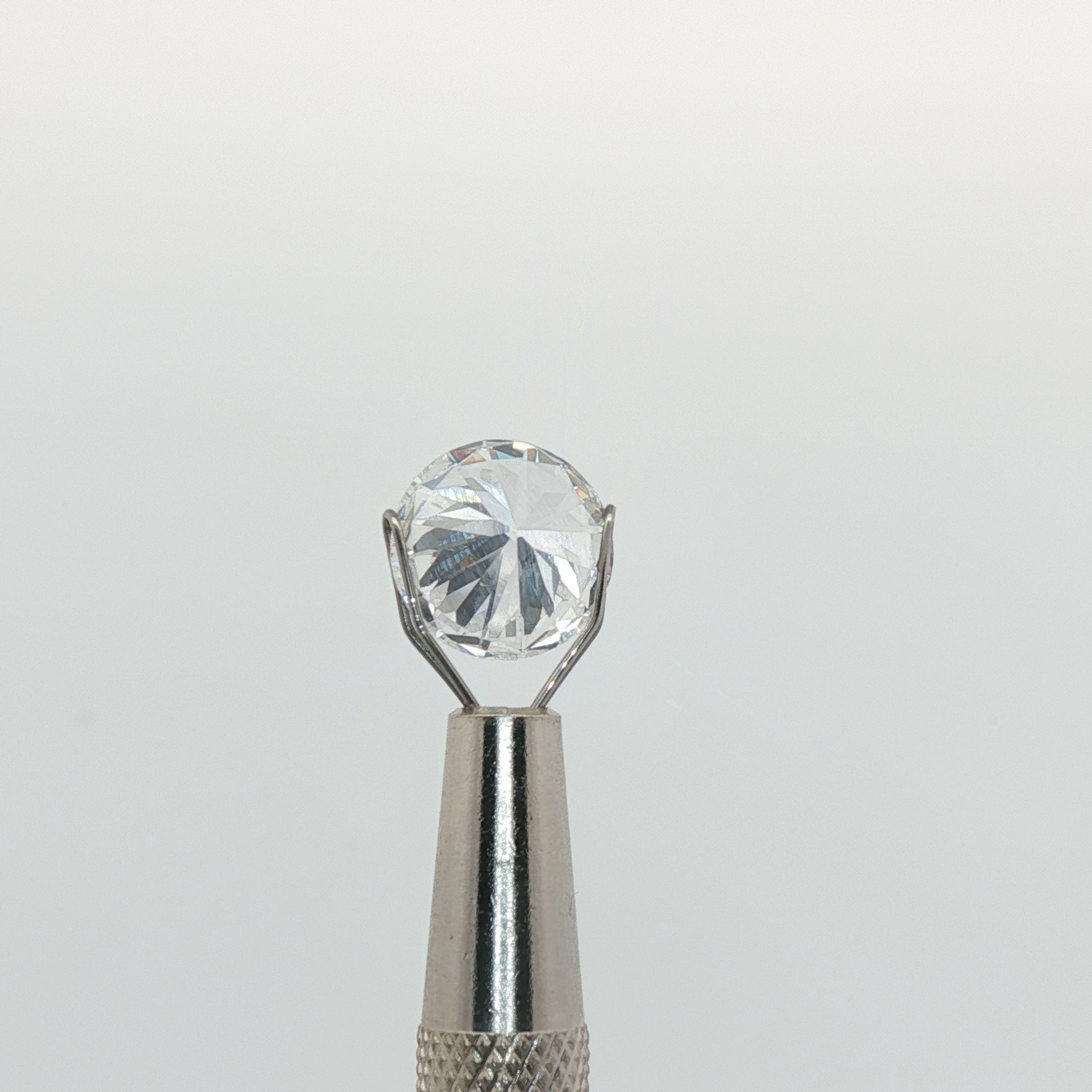 The Luminary Round™ — 3.509ct Ideal-Cut Round Diamond
