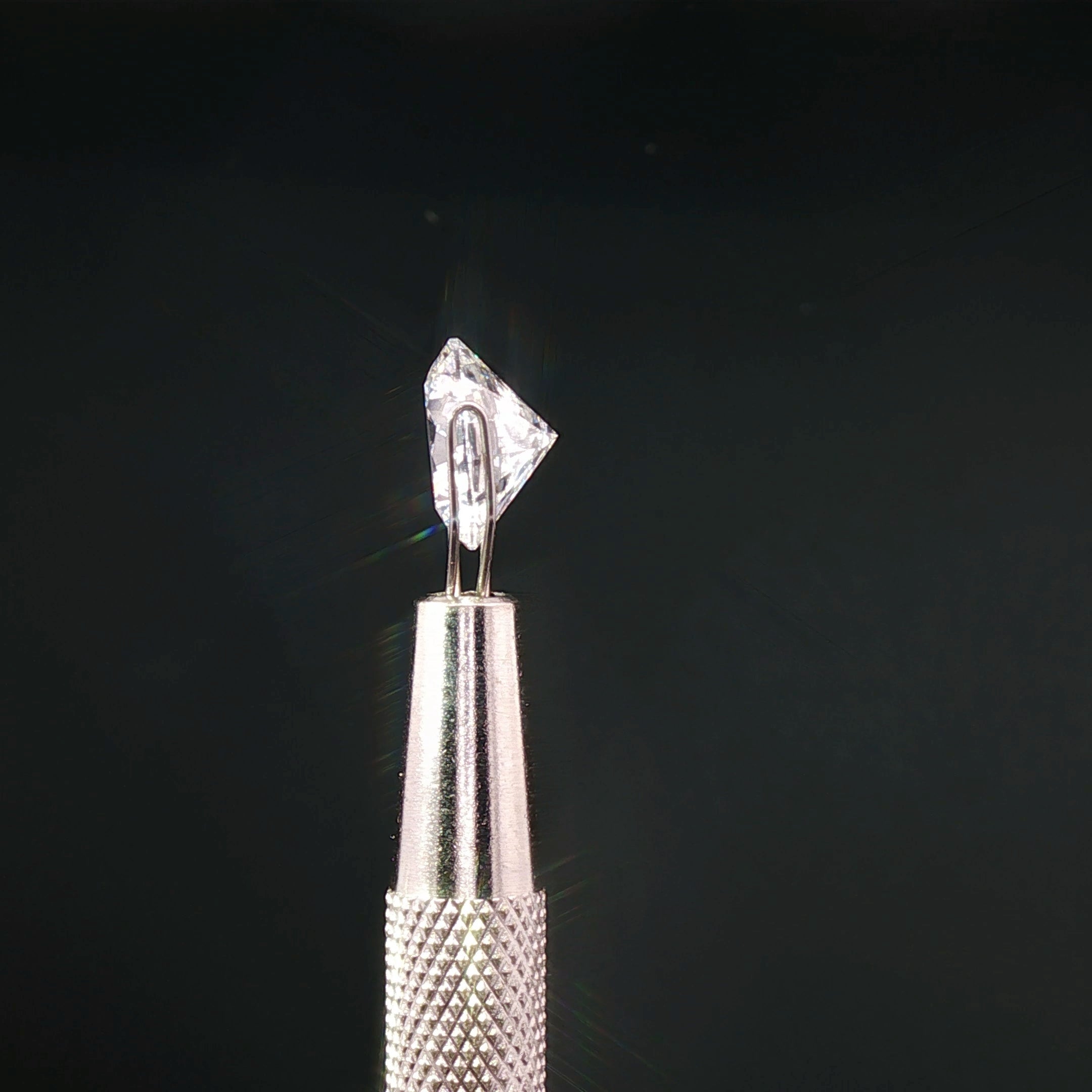 The Luminary Round™ — 3.509ct Ideal-Cut Round Diamond