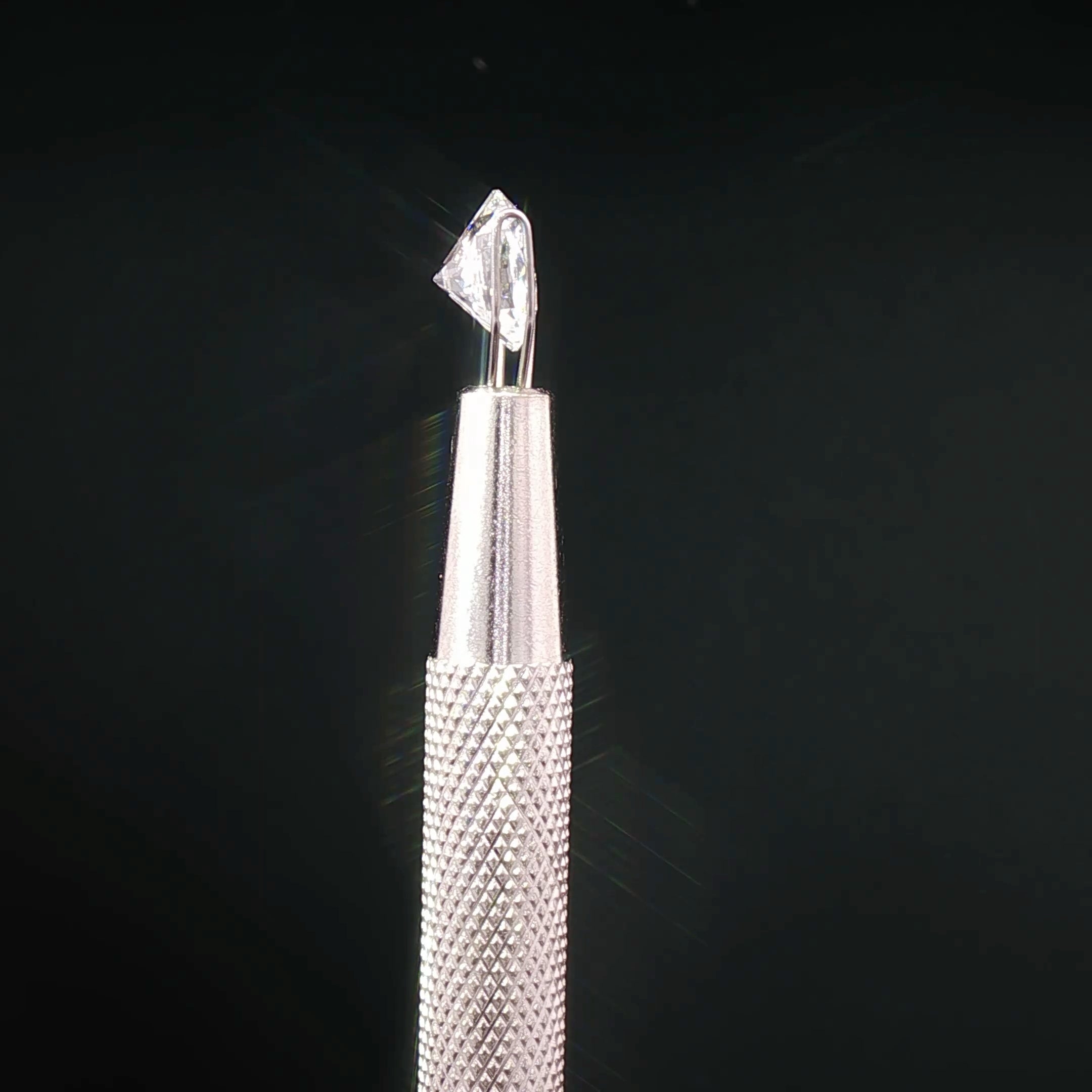 The Luminary Round™ — 1.71ct Ideal-Cut Round Diamond