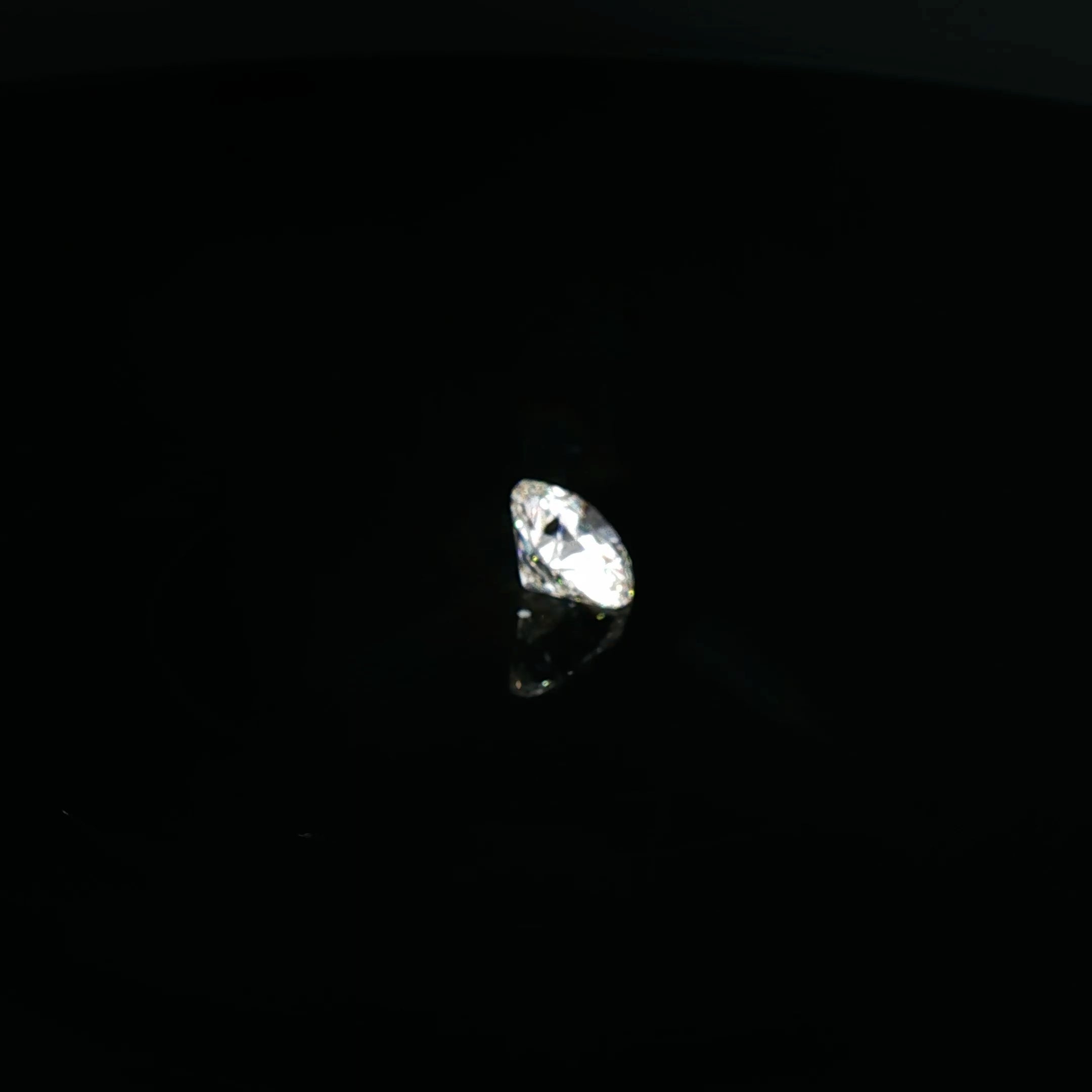 The Luminary Round™ — 1.71ct Ideal-Cut Round Diamond