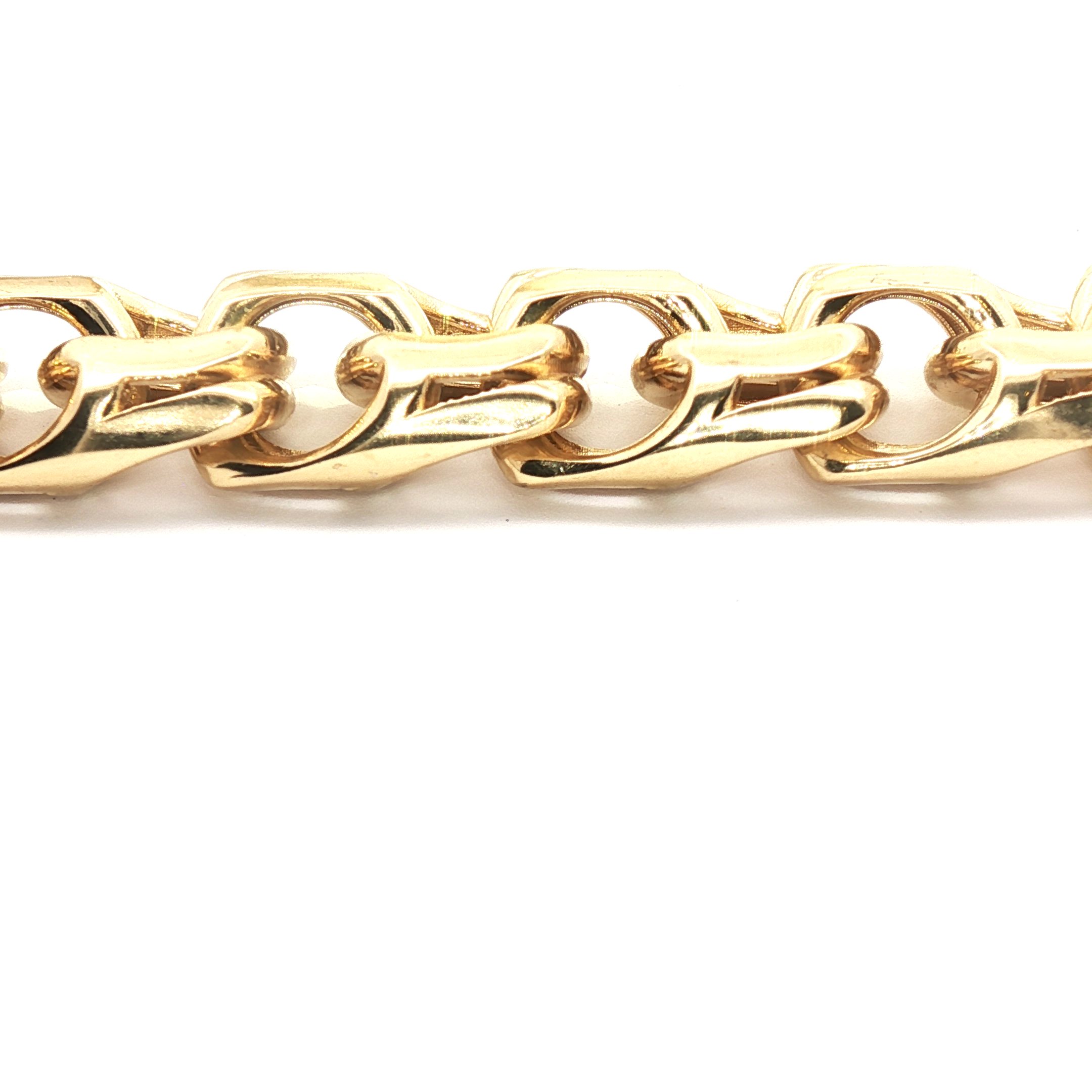 18K Chino Link Chain Power and Elegance