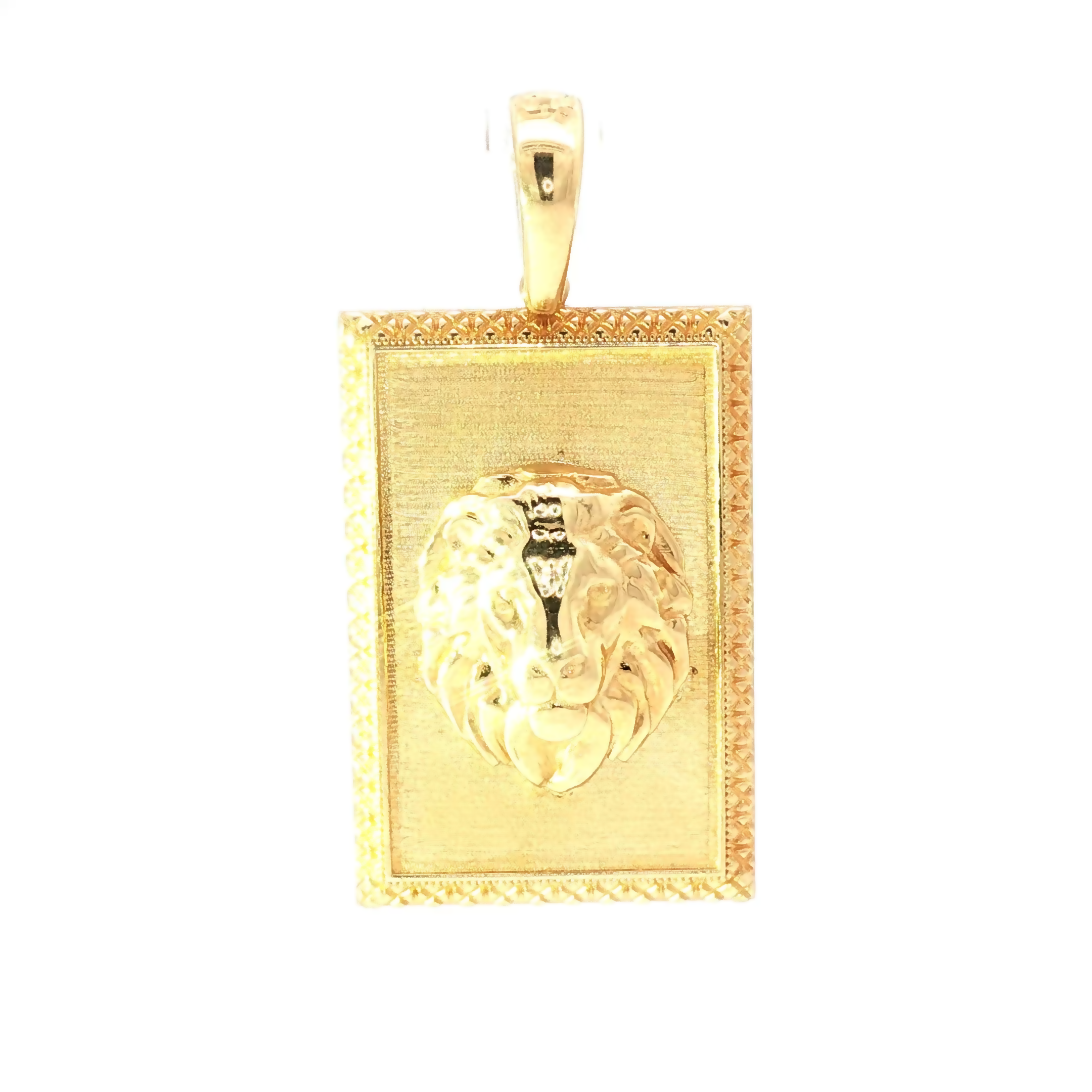 Regal 18K Gold Lion Pendant – Bold & Majestic