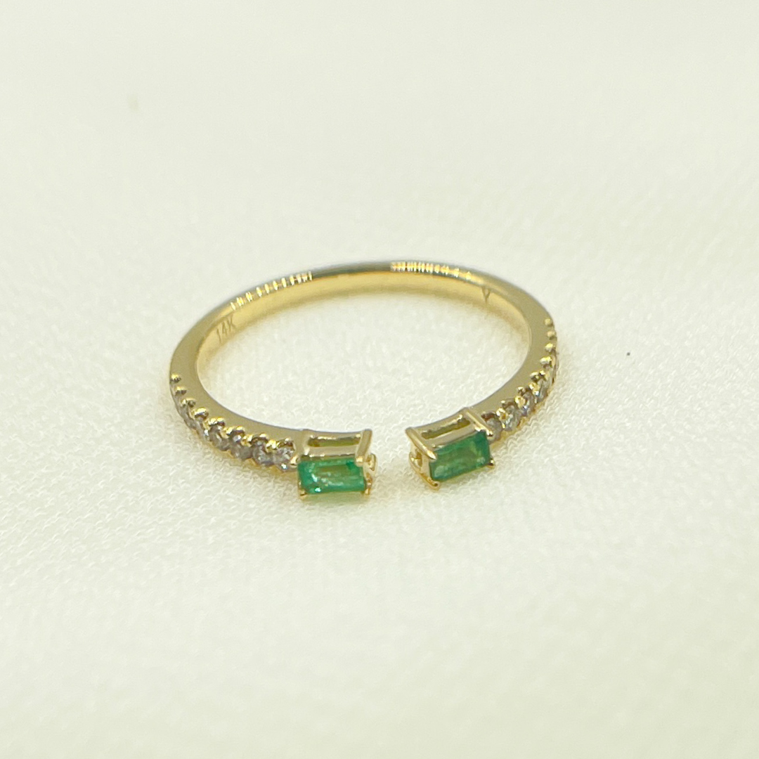 14K Solid Gold Diamond & Emerald Ring