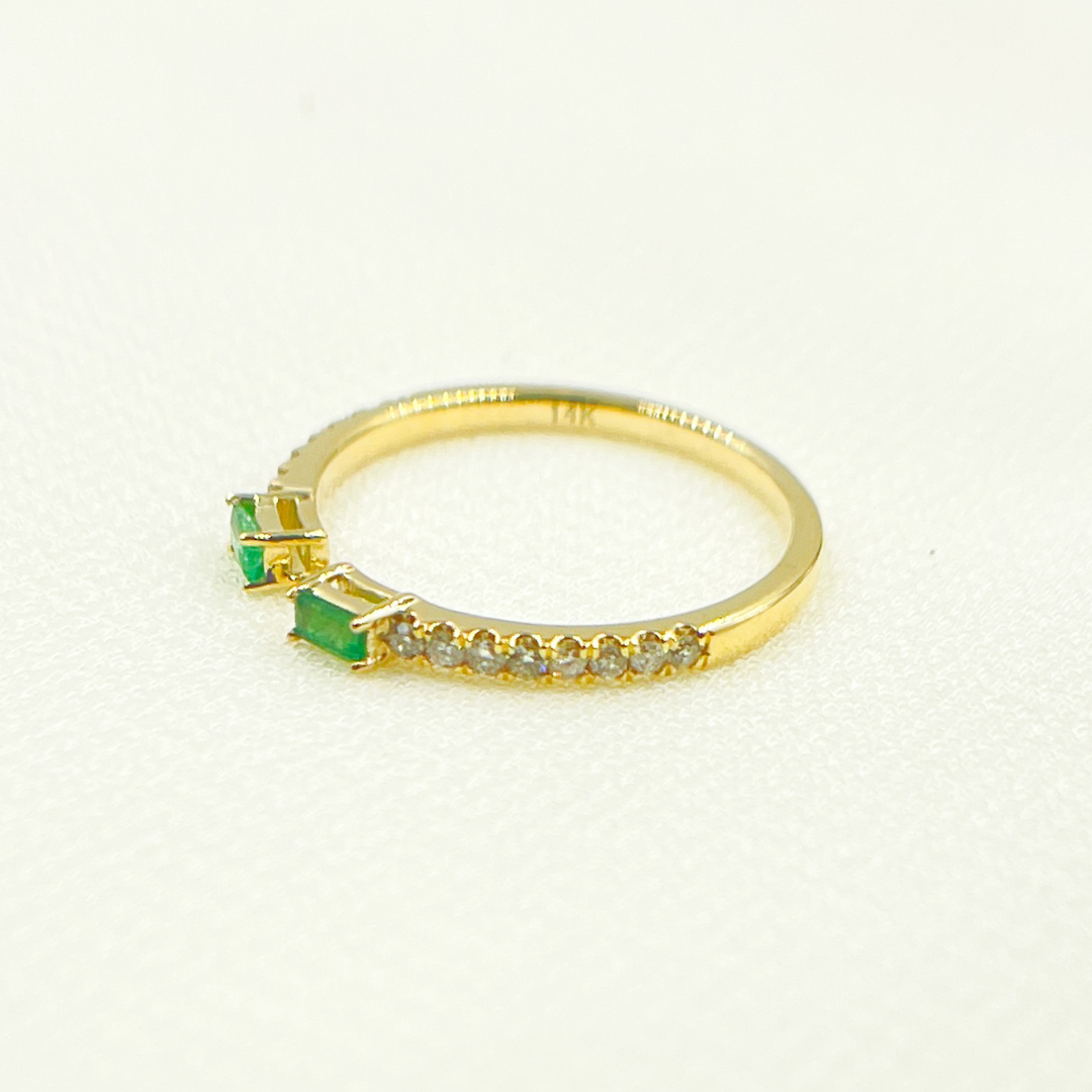 14K Solid Gold Diamond & Emerald Ring