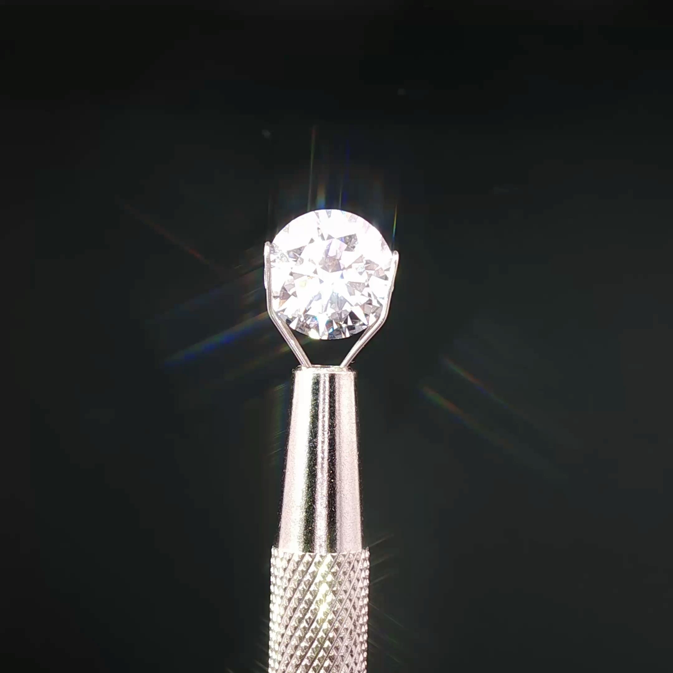 The Luminary Round™ — 3.509ct Ideal-Cut Round Diamond