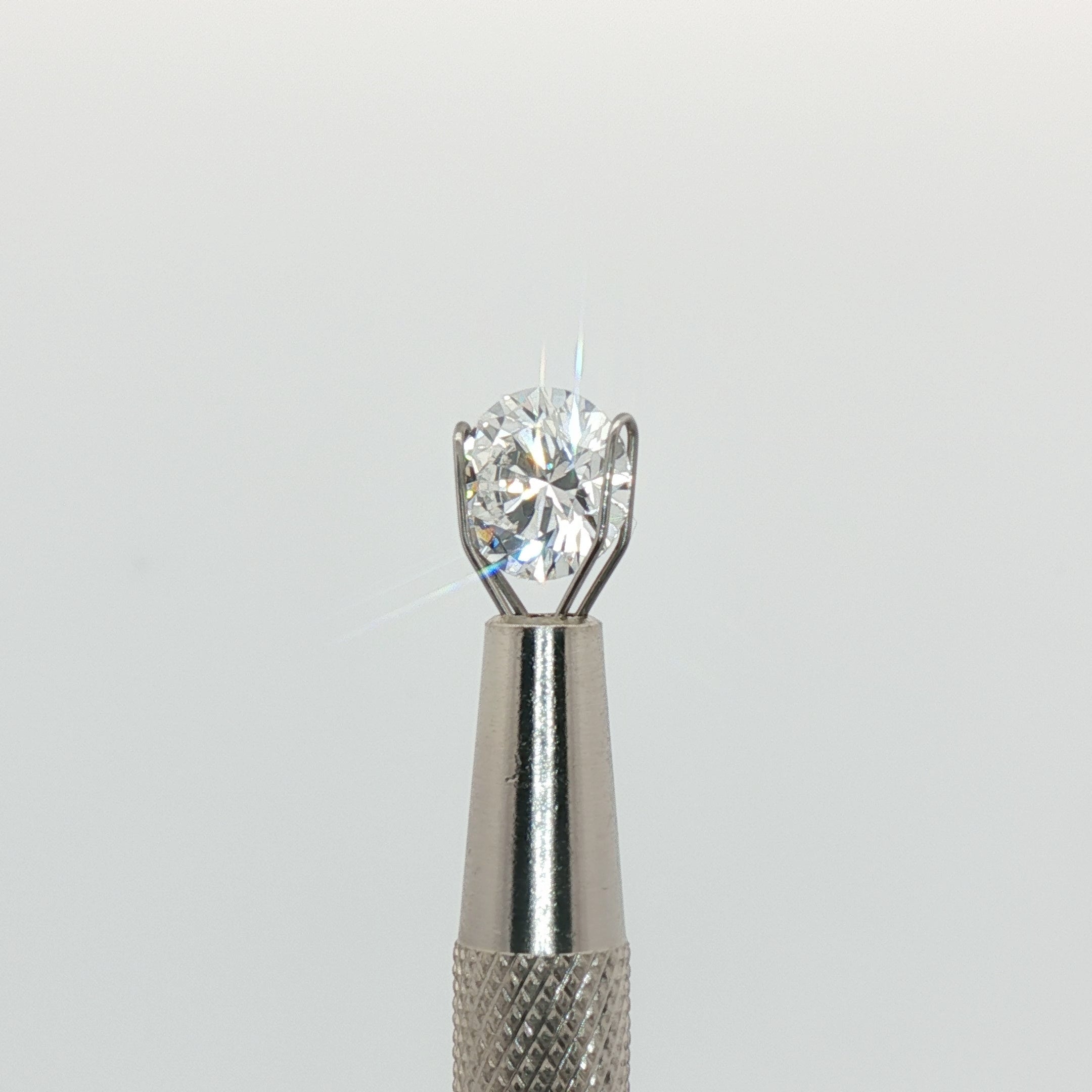 The Luminary Round™ — 1.71ct Ideal-Cut Round Diamond