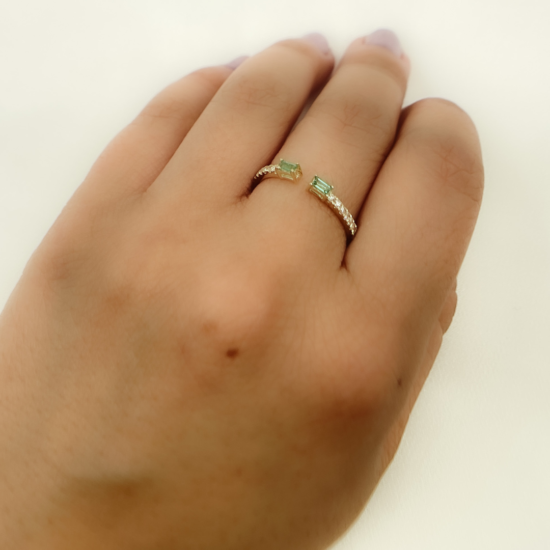 14K Solid Gold Diamond & Emerald Ring